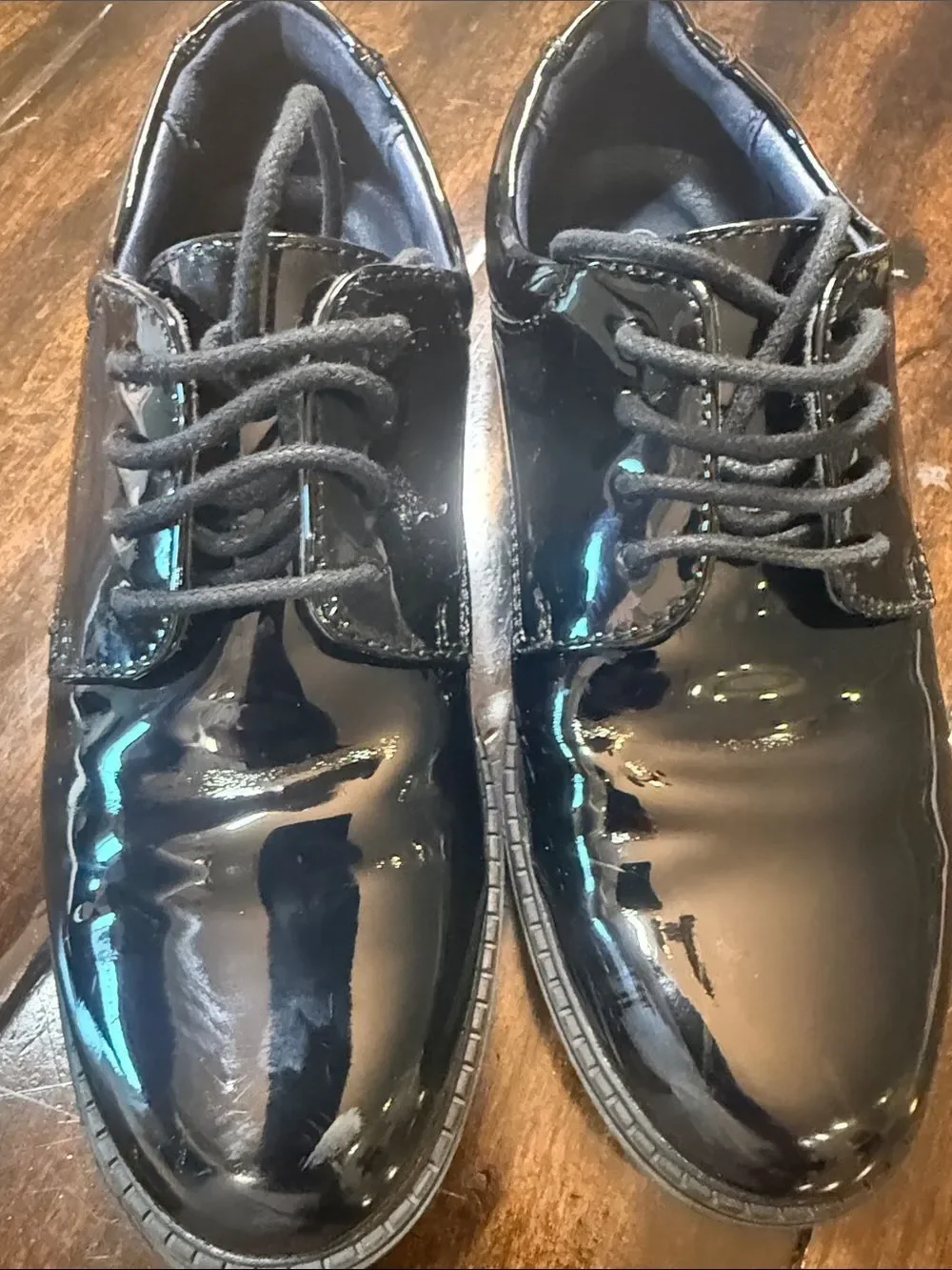 Classic Kids Patent Lace-Up Dress Shoes in Black